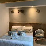 게스트하우스 Perdas 4*